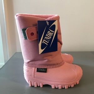 Girls Tundra snow boots size 6
